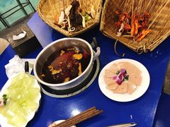 -马路边边串串香(双井直营店)