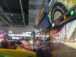 -嗨翻Hi-Fun竞技主题乐园·蹦床团建生日聚会(五棵松华熙店)