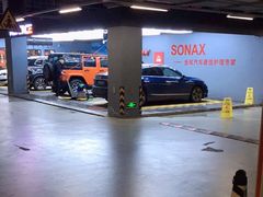 -经纬汇-停车场