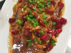 -临街徽菜馆·正宗黄山味