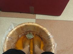 -世龙世家灰指甲鸡眼脚气甲沟炎跖疣护理(通州店)