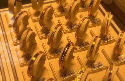 -宝庆银楼(东域城店)