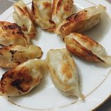 10分钟完成一道家常菜——香煎饺子