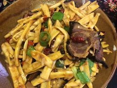 -苗湘食府(十年店)