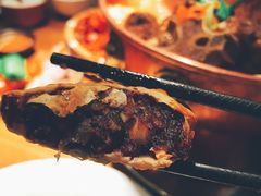 馕坑烤包子-阿里家·新疆烤肉酒場 by MIG
