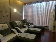 -鸿泰龙·天下易行·足道·SPA(来福士店)