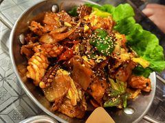 鱿鱼炒五花肉-富乐满韩国正宗炸鸡韩国料理(虹泉路店)