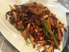 -小厨子私房菜·云南美食店