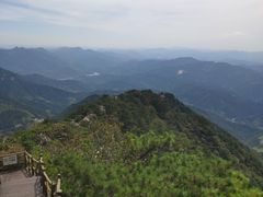 -罗田薄刀峰风景区