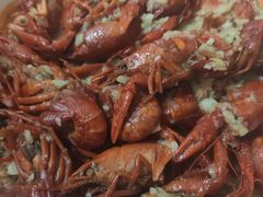 -扒虾小妹儿麻辣海鲜(宏图街店)