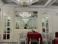 -红房子西菜馆(淮海中路店)