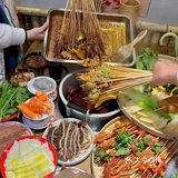 可以永远相信！昆明人排队都要吃的串串！ 