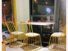 用餐区-两点半深夜牛排(斗西路店)