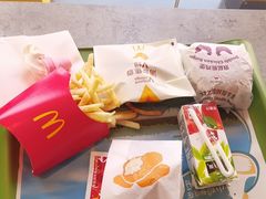 -麦当劳(滨河路DT店)