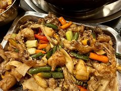 -鸿顺老铁锅美蛙鱼府(解放碑店)