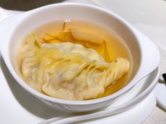 花胶灌汤饺-皇朝会.经典传统粤菜(外滩店)