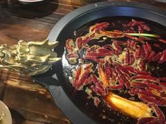-黄潇洒老火锅(九眼桥宏济巷店)