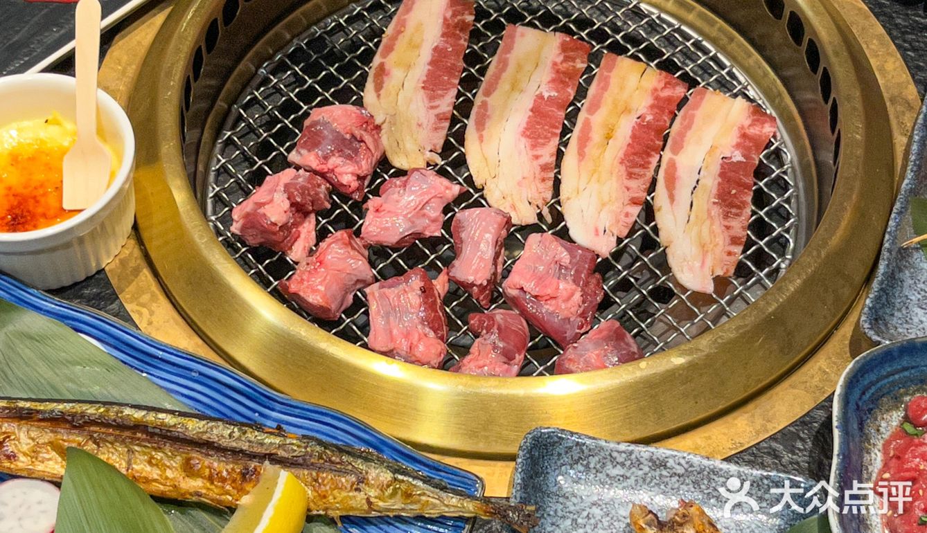 这家自助不简单‼️有被生拌牛肉惊艳到[流泪]