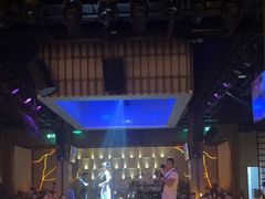 -洛缦音乐餐厅(工业展览馆万象城店)