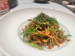 -阿瓦山寨·湘菜现炒·剁椒鱼头王(咸阳总店)