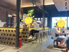 大堂-Metal hands·铁手咖啡