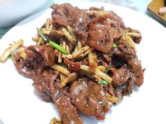 山菇牛柳-华春餐馆(鱼山路店)