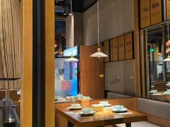 大堂-九锅一堂酸菜鱼(新南凯德直营店)
