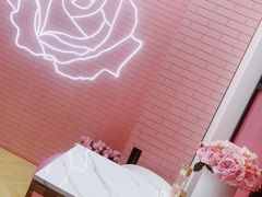 -Dior迪奥(上海世茂广场店)