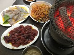 -韩风烤牛肉冷面店