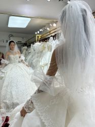 -NaNa婚纱礼服馆
