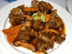 红烩牛尾-小白桦西餐厅