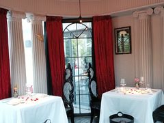 -弦月窗LUNETTE BY AMANDA(复兴路店)