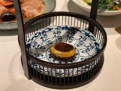 一口鲍鱼酥-三号黄浦会Canton Table