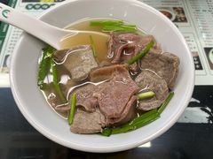 酸辣牛三星汤-西关明记肠粉·亚洲地标美食(北京路店)