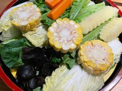 -一朵菌·野生菌探索家火锅(南亚店)