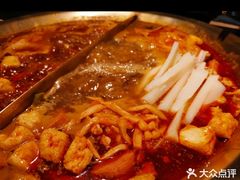 -九鼎轩脆毛肚火锅(南京东路店)
