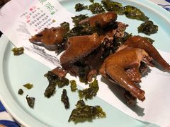 吊烧乳鸽-绿茶餐厅(布吉万象汇店)