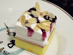 蓝莓杏仁(吃的差不多了才想起照相)-松子料理(亮马桥店)