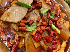 腾越牛肉锅-一品滇香·云南菜(公益西桥店)