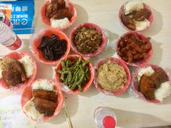 -咱家王新国把子肉(县东巷店)