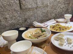 -东方饺子王(重庆路亚泰店)