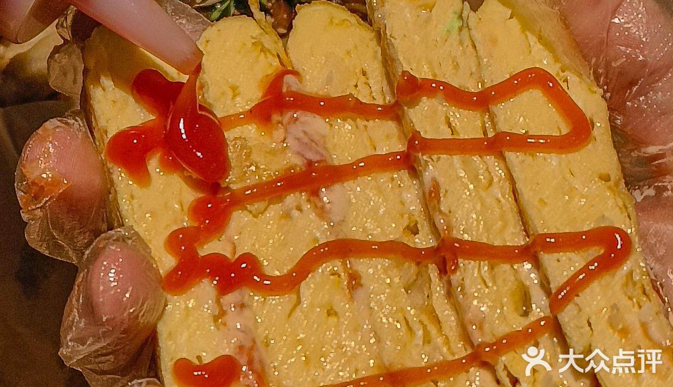 又被奇奇怪怪的菜吓傻，都太有想法了