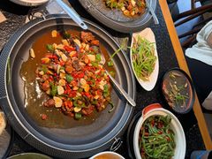 -侯志伟老街炒鸡(广济街店)