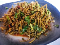 -红井路游艺炖锅·音乐餐吧(十渡店)