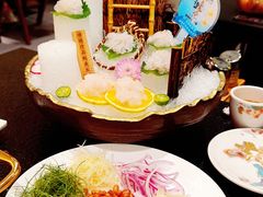 -得意咚瓜·顺德鱼生·冬瓜火锅(深圳首店)