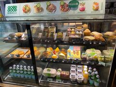 面包甜点陈列柜-星巴克(重庆新世纪凯瑞商都店)