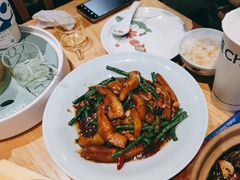 -荷花亭·湖北融合菜(十堰武商MALL店)