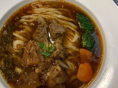 -康师傅私房牛肉面(申虹店)