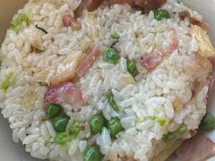 -佬钱湾仔(衣裳街店)