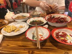 -冶建镜子·老南昌大排档·江西虾王(总店)